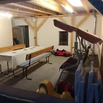 Auf Einem Rustikalen 3 Seitenhof