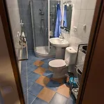 Auf Einem Rustikalen 3 Seitenhof