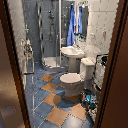 Auf Einem Rustikalen 3 Seitenhof