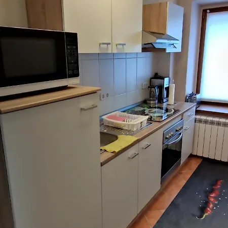 Auf Einem Rustikalen 3 Seitenhof Lägenhet *