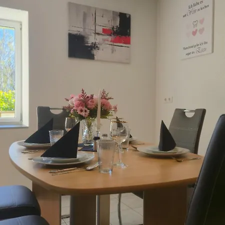 Auf Einem Rustikalen 3 Seitenhof Göda