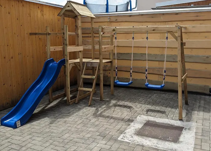 Auf Einem Rustikalen 3 Seitenhof Göda